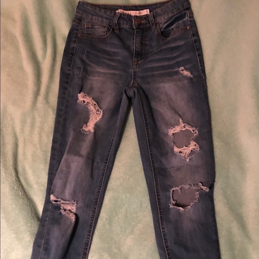 ripped skinny jeans
